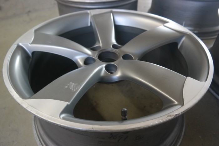 /user/w/wheel1723/editor/2401/95fd1d08a30234107affc583f3bb5b62_1704358885_3563.jpeg 이미지크게보기