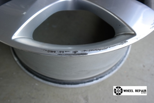 /user/w/wheel1723/editor/2402/8766a05aa36650a2349f9185f1892c11_1707800929_4804.jpg 이미지크게보기