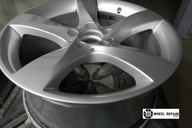 /user/w/wheel1723/editor/2402/8766a05aa36650a2349f9185f1892c11_1707800929_8432.jpg 이미지크게보기