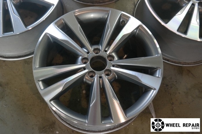 /user/w/wheel1723/editor/2402/8766a05aa36650a2349f9185f1892c11_1707800980_8483.jpeg 이미지크게보기