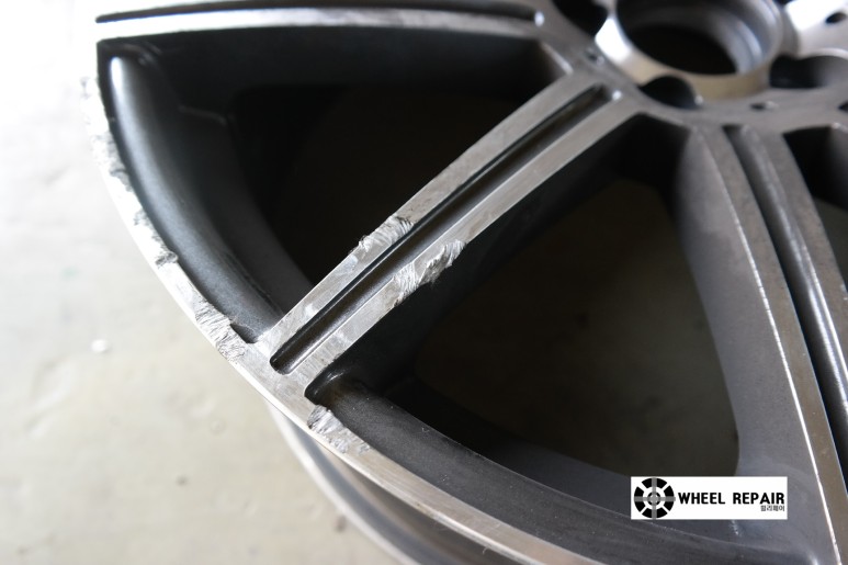 /user/w/wheel1723/editor/2402/8766a05aa36650a2349f9185f1892c11_1707802334_4986.jpeg 이미지크게보기
