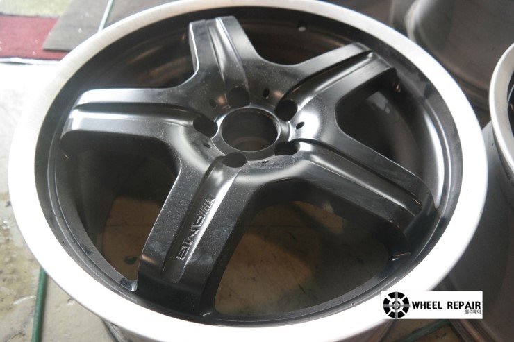 /user/w/wheel1723/editor/2402/8766a05aa36650a2349f9185f1892c11_1707802961_8966.jpg 이미지크게보기