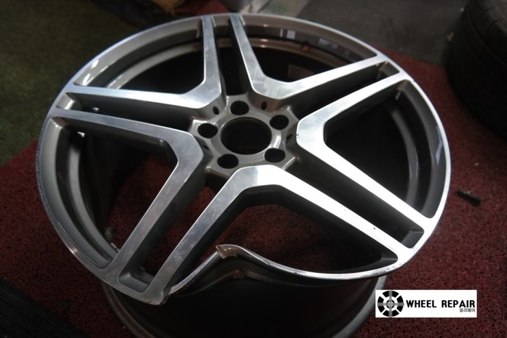 /user/w/wheel1723/editor/2402/8766a05aa36650a2349f9185f1892c11_1707803056_3922.jpeg 이미지크게보기