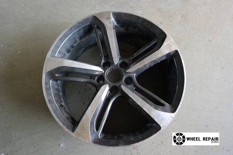 /user/w/wheel1723/editor/2402/95fd1d08a30234107affc583f3bb5b62_1706933757_5842.jpeg 이미지크게보기