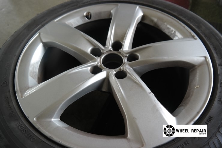 /user/w/wheel1723/editor/2402/95fd1d08a30234107affc583f3bb5b62_1706933911_0689.jpeg 이미지크게보기