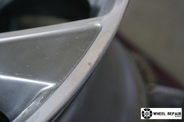 /user/w/wheel1723/editor/2402/95fd1d08a30234107affc583f3bb5b62_1706935112_4691.jpg 이미지크게보기