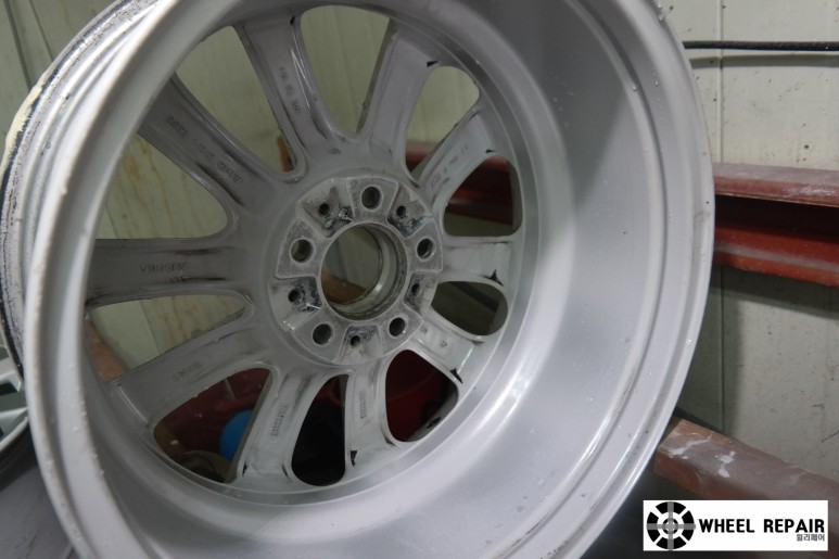 /user/w/wheel1723/editor/2402/95fd1d08a30234107affc583f3bb5b62_1706936027_0571.jpeg 이미지크게보기
