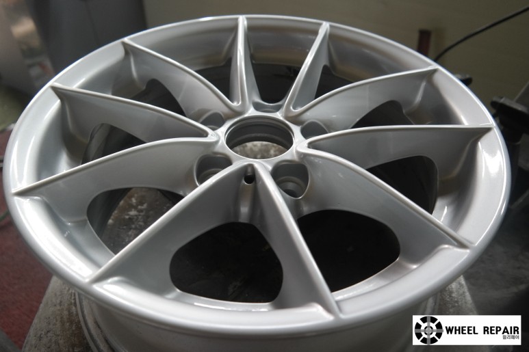 /user/w/wheel1723/editor/2402/95fd1d08a30234107affc583f3bb5b62_1706936185_8097.jpeg 이미지크게보기
