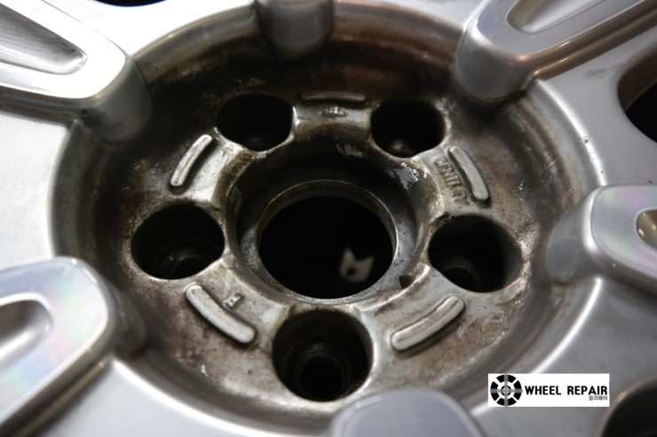 /user/w/wheel1723/editor/2402/95fd1d08a30234107affc583f3bb5b62_1706938549_1749.jpeg 이미지크게보기