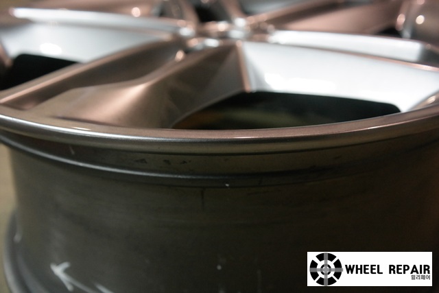 /user/w/wheel1723/editor/2402/95fd1d08a30234107affc583f3bb5b62_1706938834_3237.jpg 이미지크게보기