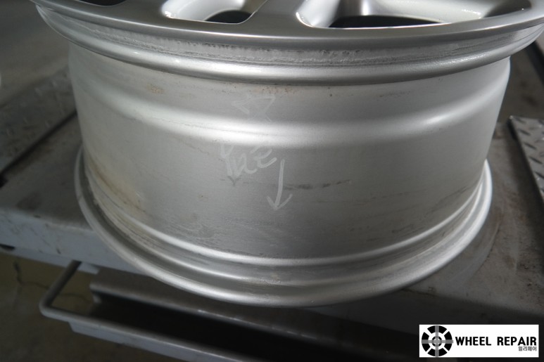 /user/w/wheel1723/editor/2402/95fd1d08a30234107affc583f3bb5b62_1706941231_5174.jpeg 이미지크게보기