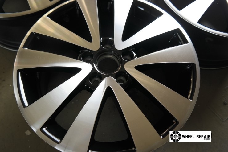 /user/w/wheel1723/editor/2402/95fd1d08a30234107affc583f3bb5b62_1706941961_7158.jpeg 이미지크게보기