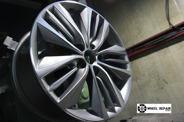 /user/w/wheel1723/editor/2402/95fd1d08a30234107affc583f3bb5b62_1706945502_0665.jpeg 이미지크게보기