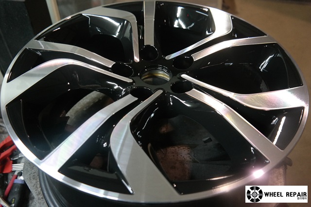 /user/w/wheel1723/editor/2402/95fd1d08a30234107affc583f3bb5b62_1706947189_4786.jpg 이미지크게보기