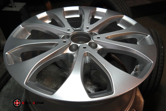 /user/w/wheel1723/editor/2402/95fd1d08a30234107affc583f3bb5b62_1706947847_8009.jpg 이미지크게보기
